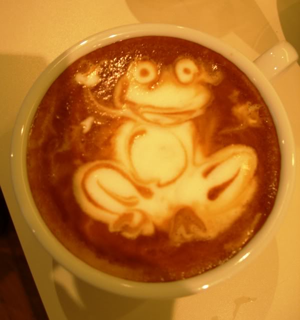 coffee art photo:  CoffeeArt-Frog.jpg