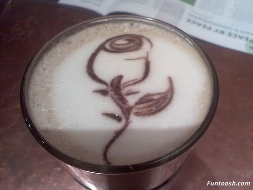 coffee art photo: Rose Coffee coffee_art_smile_13.jpg